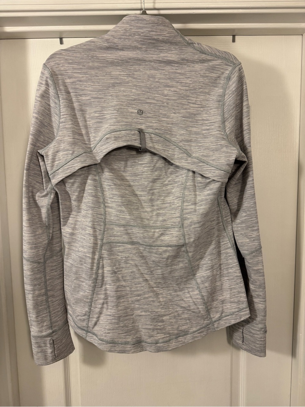Lululemon Heathered Light Gray and White Define Jacket - Picture 14 of 16